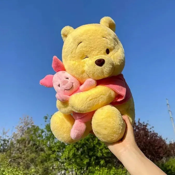 Peluche Winnie The Pooh Guiñando El Ojo Con Piglet 35 cm